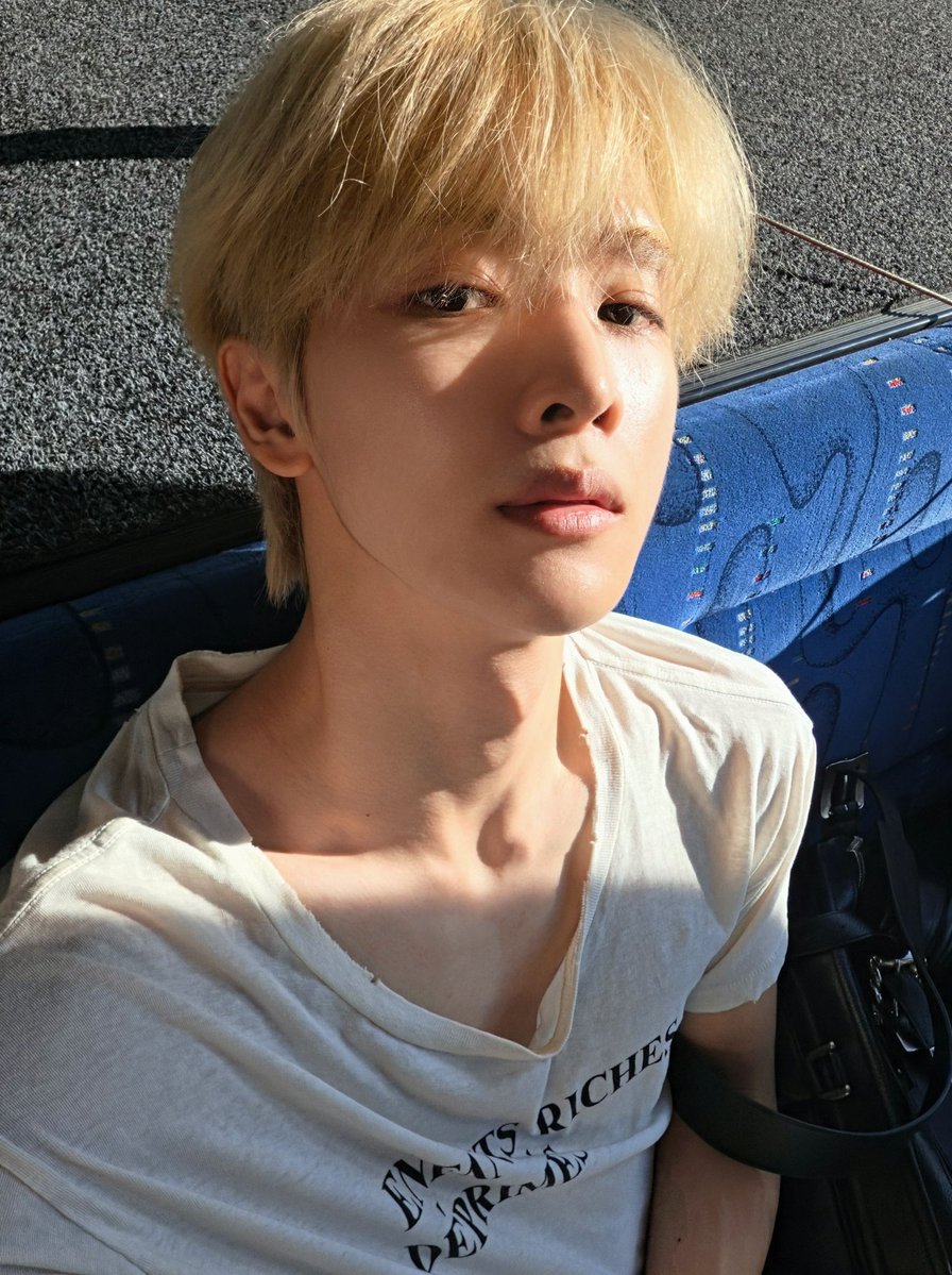 gemszip's tweet photo. มุมนี้ องศานี้ พี่ไปไม่รอดแล้วว่ะซองชาน 💧👄💧😭😭😭😭 https://t.co/QWor6lMmhY