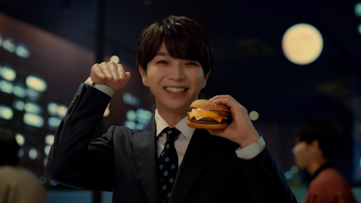 crank_in_trend's tweet photo. マクドナルド「月見ファミリー」9月2日（水）発売！
https://t.co/Gd0FhlGzzV

💛新作「炙り牛すき焼き風月見」
💛夜マック限定「チーズチーズ倍月見」
💛復刻「月見マックシェイク 長野県産シャインマスカット」

さらに、M!LKの塩﨑太智がCM初登場🌕 https://t.co/R29VQXRWTb