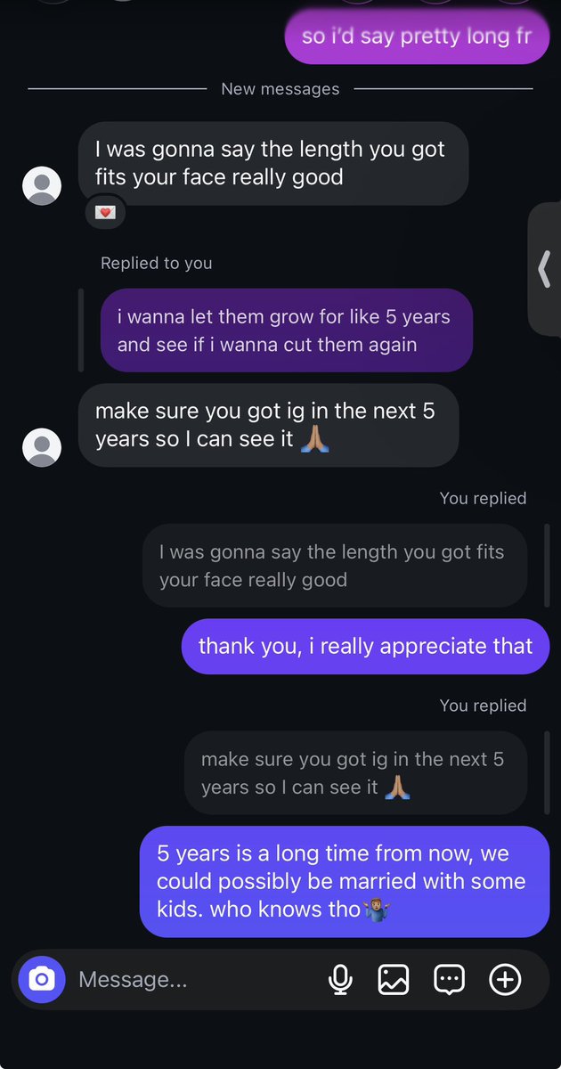 fuckjmarc's tweet photo. fine shyt slide on me and i start saying bs under pressure 🤦🏽‍♂️😞 https://t.co/zRRhgtKDhY