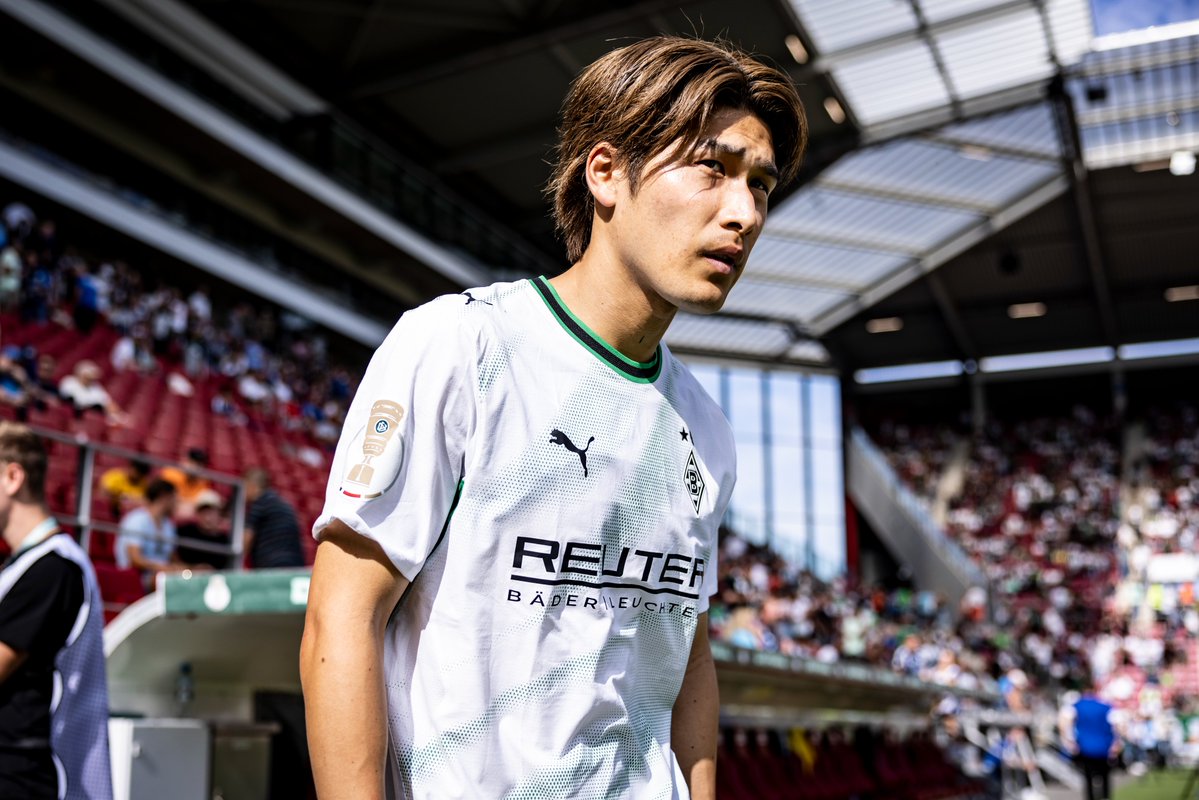 borussia_jp's tweet photo. 【朗報】橋岡大輝さん、移籍後1試合で1ゴールを記録⚽️ 

このままのペースでいけばシーズン38ゴール以上を叩き出し、ぶっちぎりで得点王になる模様

#ボルシアMG ＃橋岡大輝 #得点王待ったなし https://t.co/qjOSTSxdGb