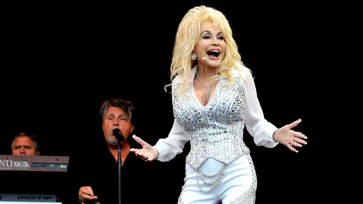 foxnewspolitics's tweet photo. Dolly Parton spent decades refusing to pick political sides — turning down the Presidential Medal of Freedom twice under Trump and once under Biden because she didn't want to be seen as partisan.

The country music icon, who died Tuesday at 80, built her legacy on a principle most entertainers abandoned long ago: loving her audience more than any political cause.

"I learned a long time ago, keep your damn mouth shut if you want to stay in show business," Parton once told ABC. "I'm not in politics, I'm an entertainer."