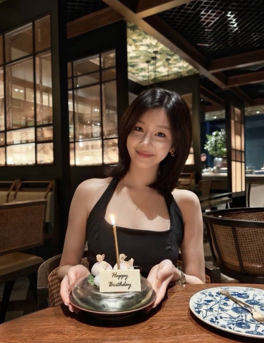 Mschaenie's tweet photo. 2025 &amp; 2026 Riri celebrated her birthday with her Mommy. Look at how she still looks the same whenever she’s with her mom. Always her mom’s little girl🫶🏻🥹 https://t.co/XHXWc7feUJ