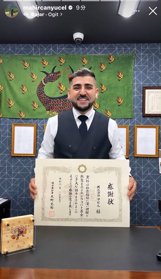 ishiitakaaki's tweet photo. 大野知事の任期を振り返ると外国人対策は無策どころかおかしいですね。あなたは玉城デニー沖縄知事と違ってお間抜けさんではなく賢いので、逃亡は政治的な計算をした確信犯だと思います。埼玉自民党との利権妥協の一環と私は理解してます。テロリスト、犯罪者（日本法でも）クルド人に表彰状なんておかしいです。今からでも遅くないので県民の声を聞いて埼玉自民党SM田村集団を鎮圧してください。さもなければ来年の選挙大混乱しますよ。外国人問題で何もあなたがしないからストリートバトルする「もののけ」が埼玉の各駅で溢れるようになり体感治安は崩壊しています　#埼玉クルド人問題