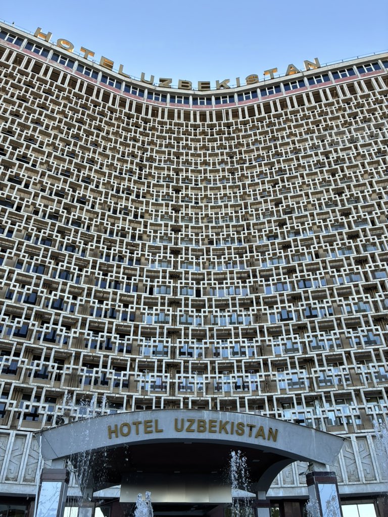 isfhn72's tweet photo. ホテルウズベキスタン
ソ連建築の最高峰
夢が叶った https://t.co/TSzavLYgGj