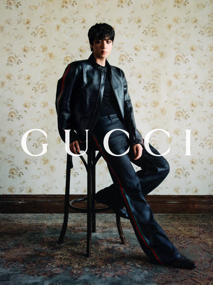 jinnieslamp's tweet photo. GUCCI OFFICIAL REDNOTE

“Gucci Primavera | Capturing Kim Seokjin’s Vintage Allure

Cool, dark styling brings a whole new appeal. BTS member and brand ambassador Kim Seokjin (JIN) wears menswear from the Gucci Primavera collection, with black running throughout, capturing the multifaceted tension between restraint and boldness.”

JIN FOR GUCCI PRIMAVERA
#JinxGucci #GucciPrimavera
#Jin #Gucci @gucci