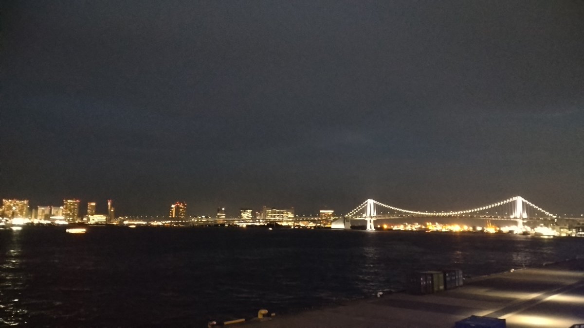 macotokamo's tweet photo. 先日ふと港が見たくて https://t.co/t7lC17gImS