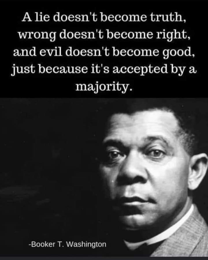 PeterZ30101's tweet photo. @SparksN123 If you are a free American citizen and love or country &amp; neighbors, stop voting like a Kool-Aid candidate cult controlled stupid voter. Good vs Bad!🤔 I understand now why Trump switched parties &amp; legal immigrant citizens did Beaver Falls PA PennDot DLC joined peace &amp; freedom🙏🇺🇸 https://t.co/ECuoLCL5By