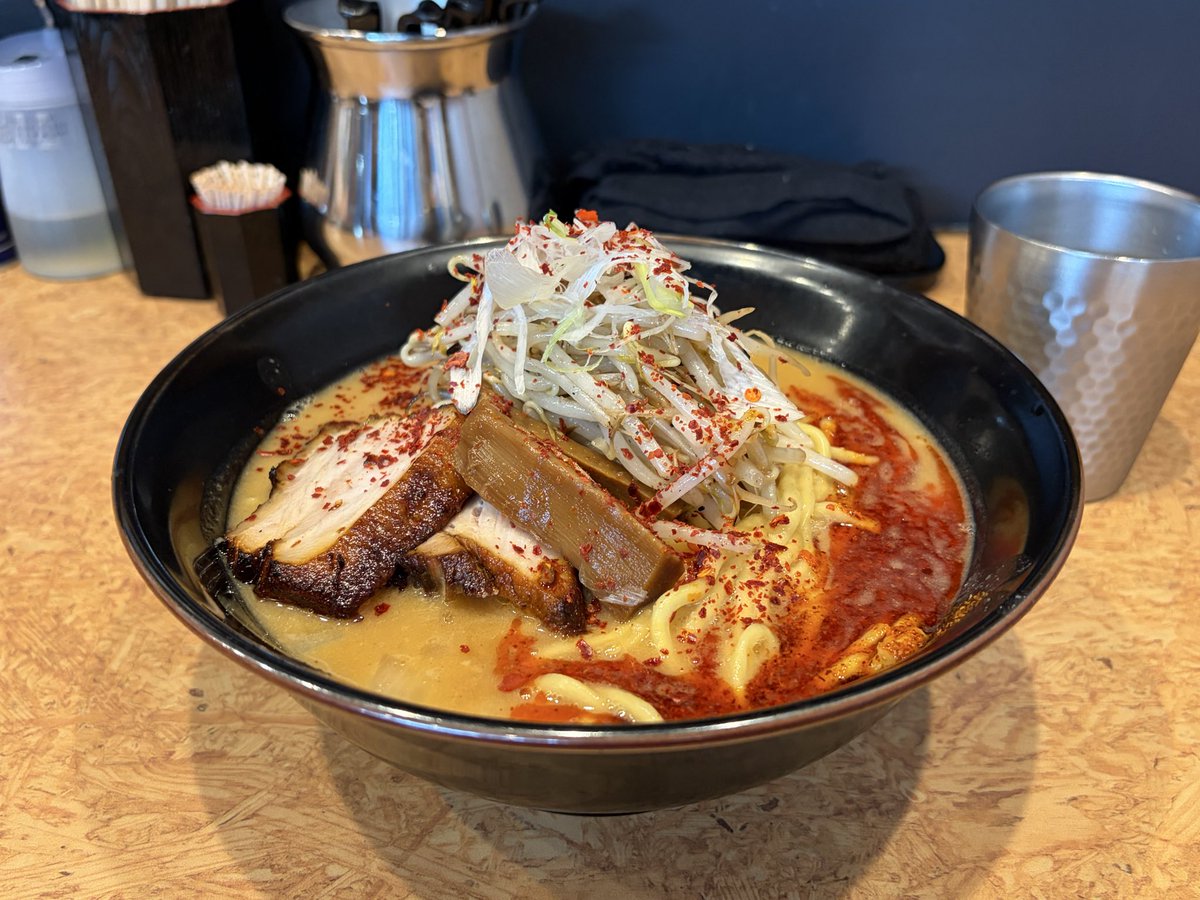 kim_ramen's tweet photo. 2026.08.22
味噌らーめん屋 ちょりん
@東京都豊島区
辛味噌らーめん、麺 大盛り https://t.co/FnckQ3X9nA