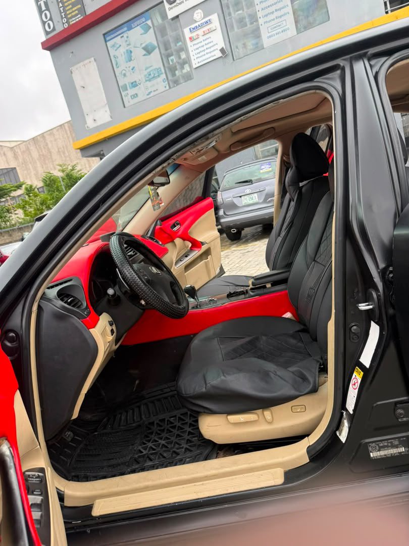 JojoAutos's tweet photo. UPDATE 📌 UPDATE 📌 UPDATE 📌

I have this 08 registered upgraded to 2015 IS250 untouched engine gear and Ac perfect 

price: 6.7M net 

 Location- Festac Lagos.

Only serious buyers should hit me up please. https://t.co/gt4Qk9jzFm