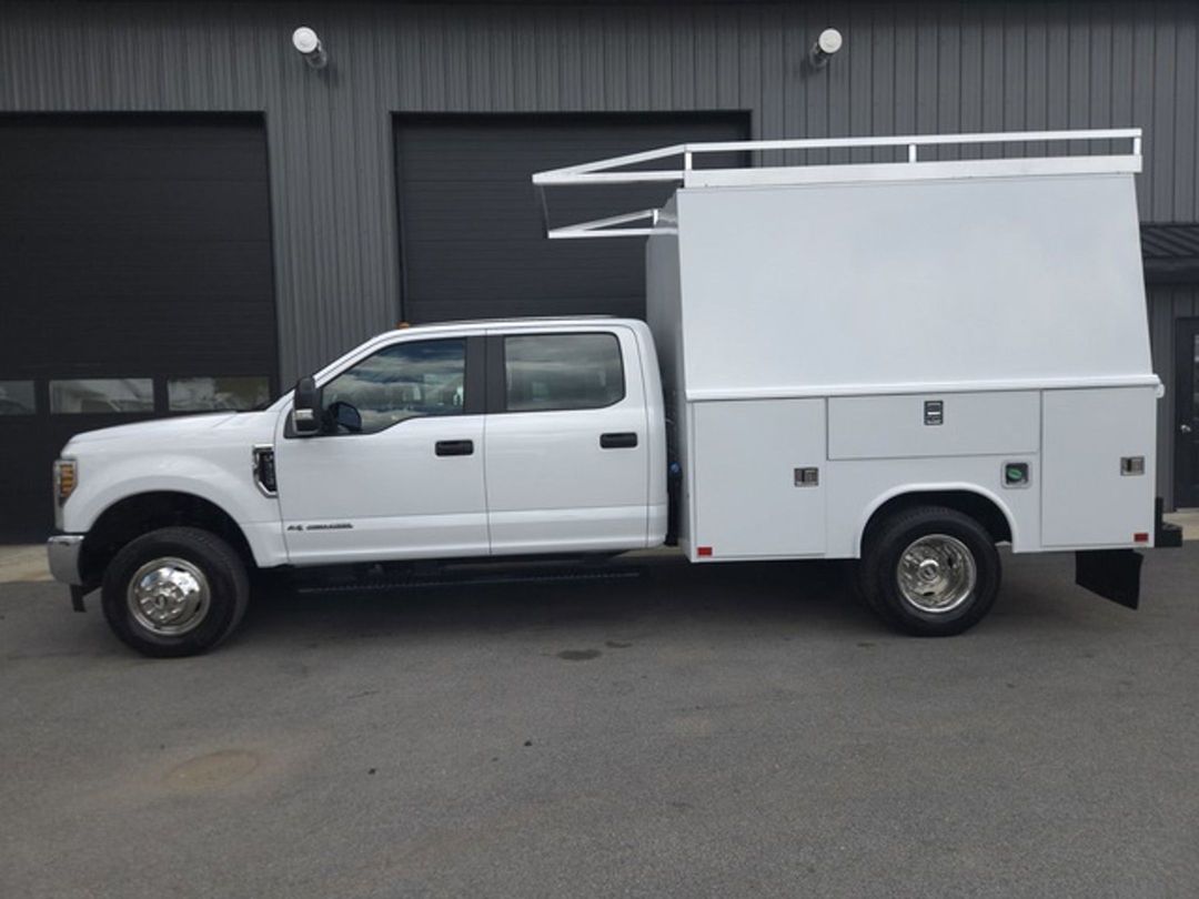 Corptrucks's tweet photo. 2018 Ford F350   Check out Corptrucks newest commercial truck listing! Many more trucks incoming daily but not yet on the site so give us a call at https://t.co/t8PgeXRXxf