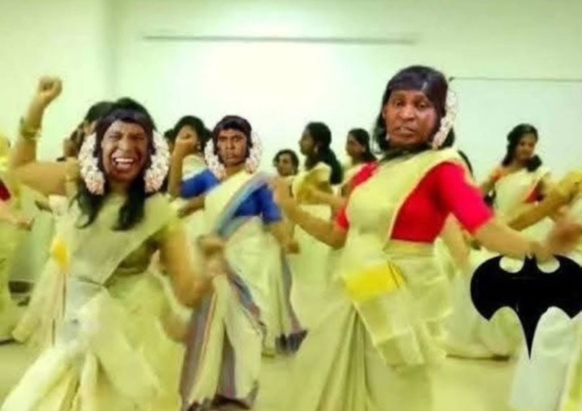 RajaAnvar_Offic's tweet photo. ஓணம் சாரி கட்டிய பெண்கள்
வெளியே வந்ததும்..

நம்ம ஊரே
“கேரளா Tourism”
Advertisement மாதிரி மாறிடுச்சு! 

#Happyonam #ஓணம் https://t.co/sGODrYTU0L