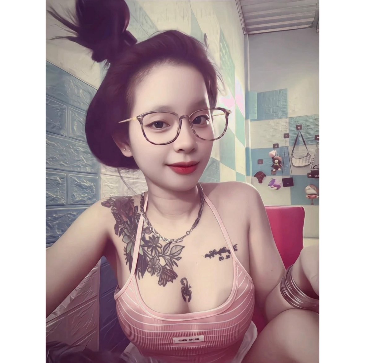 chvvrose's tweet photo. Trong các loại đậu em thích nhất là "đậu thật lu" 🥵🥵😝😝 https://t.co/ssmfXzIGLN