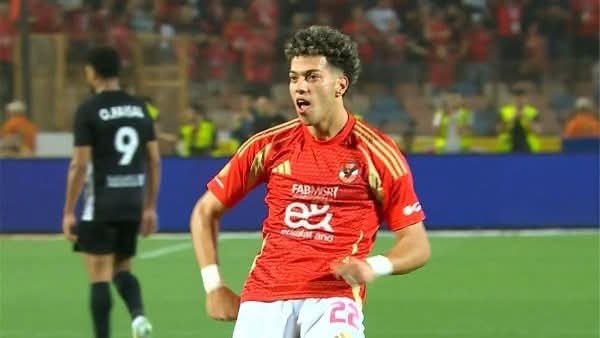 jilijllll's tweet photo. اللى هيطلعلك فى الحلم انهاردة 😂
فى الوقت اللى بيريزا هربان منهم ومديهم على عينيهم وفاتح لايفات تيك توك
امام بيجدد للاهلى بكل هدوء وشياكة 
والاحلى هو اعلان الخبر فى الوقت ده 
فيه ناس هتصحى تاخدها فى وشها 😂بالهنا والشفا😂
زملكاوى من صغره ياااااض
😂😂😂😂 https://t.co/vOZJUmPRXZ