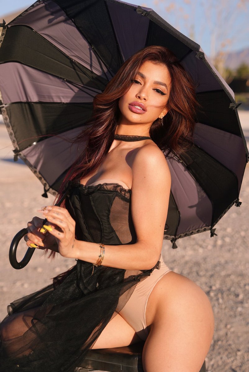 LilveronicaR's tweet photo. I have so many new fire 🔥 videos ❤️‍🔥 on my https://t.co/hm6sOMY6Uh 💋 https://t.co/xy6JLLYXdP