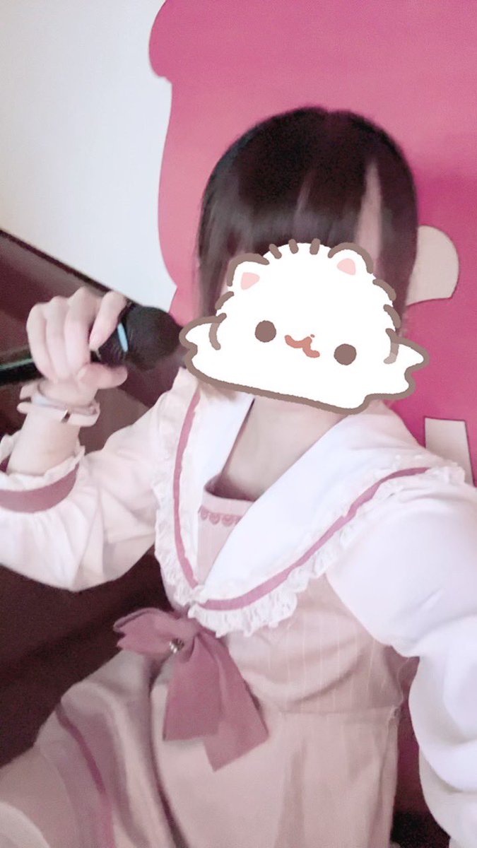 y4ovb's tweet photo. カラオケいった日の❤︎ https://t.co/Da6NZdav51