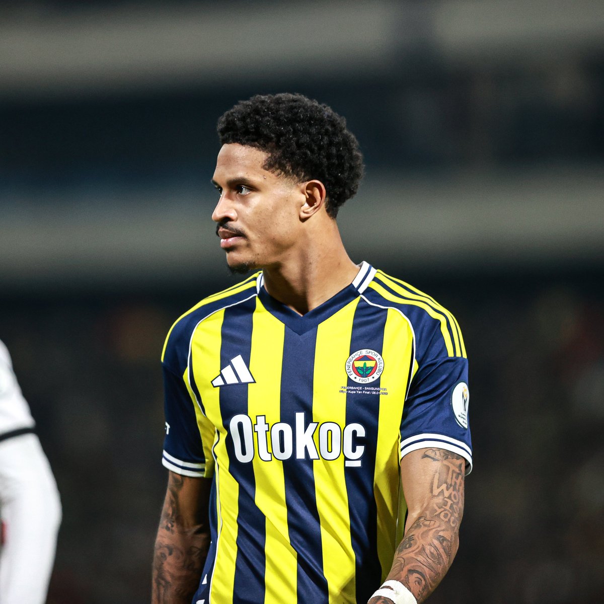 bosunatiklama's tweet photo. Jayden Oosterwolde, Roma'daki ilk sağlık kontrollerini geçemedi. (Sky Italia)

• Roma, oyuncuyu bugün ek sağlık kontrollerine sokarak son kararını verecek. https://t.co/VEpcnh8mTN