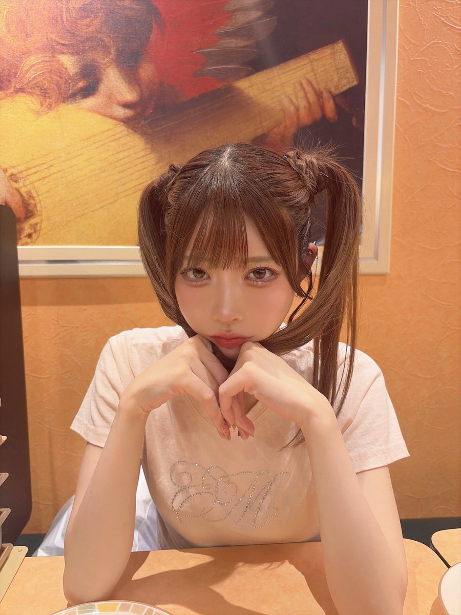 ichika_aimai's tweet photo. 自分の顔だーいすき🎶 https://t.co/se9wjC5eFz
