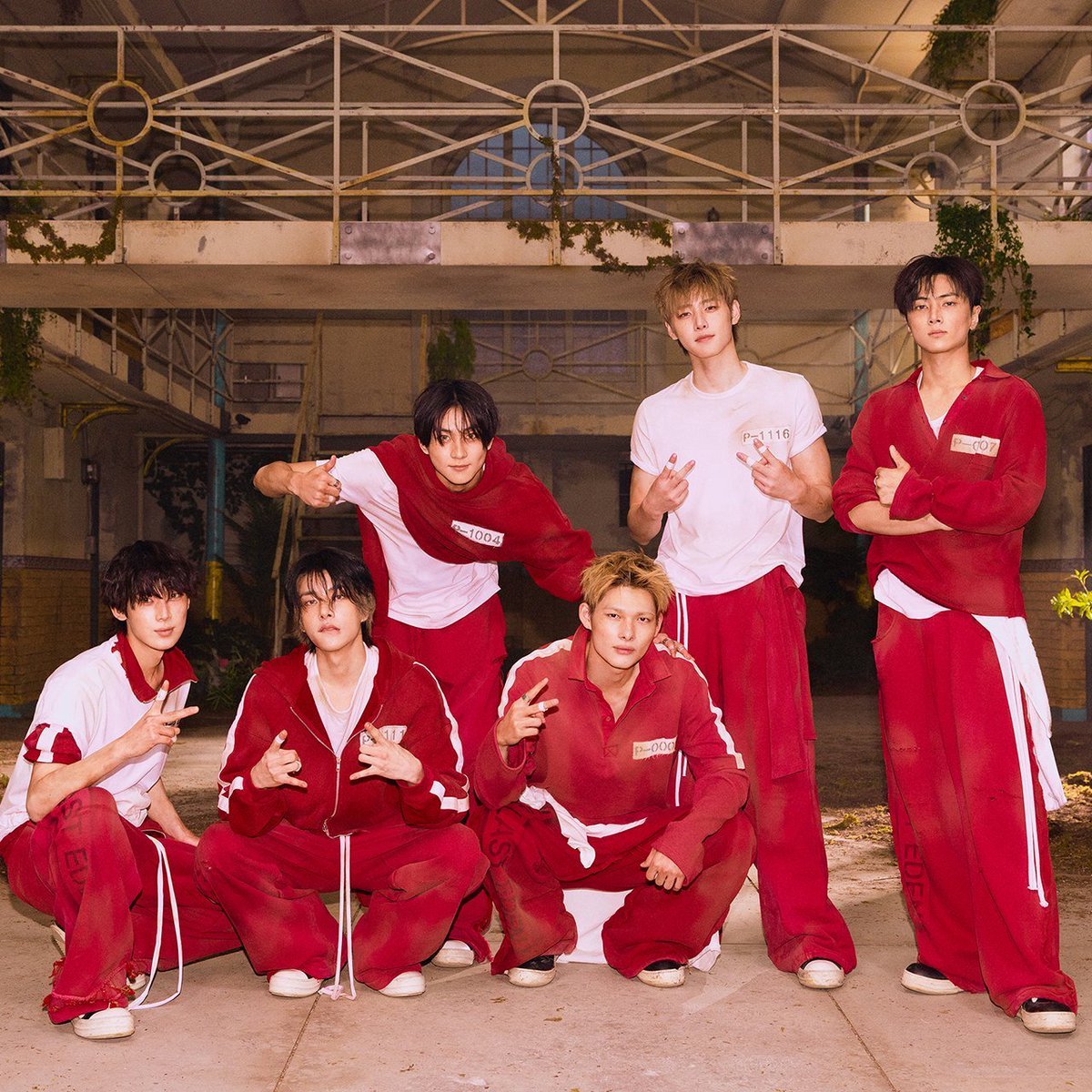 OneilyMusic's tweet photo. ENHYPEN earns their 1st win on Show Champion with “Bloody Paradise.” https://t.co/ojzkwY3eEt
