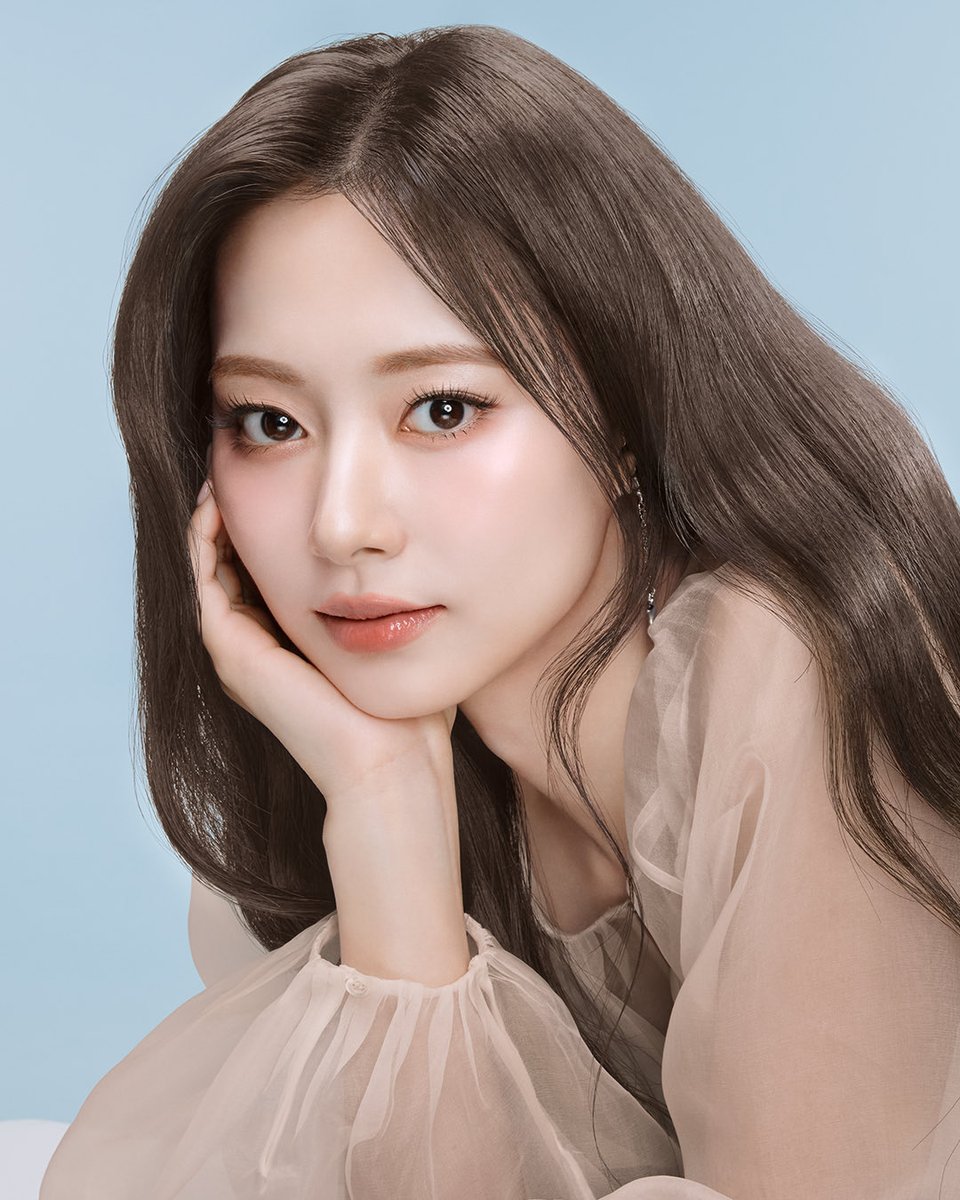 tzuyuglobal0614's tweet photo. visee_kose Instagram update

https://t.co/PciOSjiZmf

🫧𝑇𝑍𝑈𝑌𝑈 × 𝑁𝑒𝑤 𝑀𝑎𝑘𝑒𝑢𝑝🫧

#TZUYU #子瑜 #쯔위  #ツウィ #จื่อวี #TWICE #TZUYUxVisee #Visee @visee_official https://t.co/QcCFnvysCv