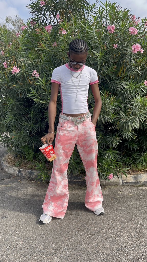 swetHenry0's tweet photo. Rate My Outfit 🌸 #sexy #hot #PinkDress #mlm #mutals #goviral https://t.co/f0Kx9jhauV