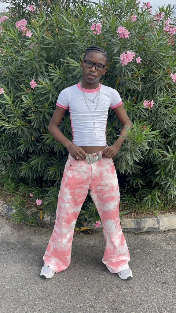 swetHenry0's tweet photo. Rate My Outfit 🌸 #sexy #hot #PinkDress #mlm #mutals #goviral https://t.co/f0Kx9jhauV