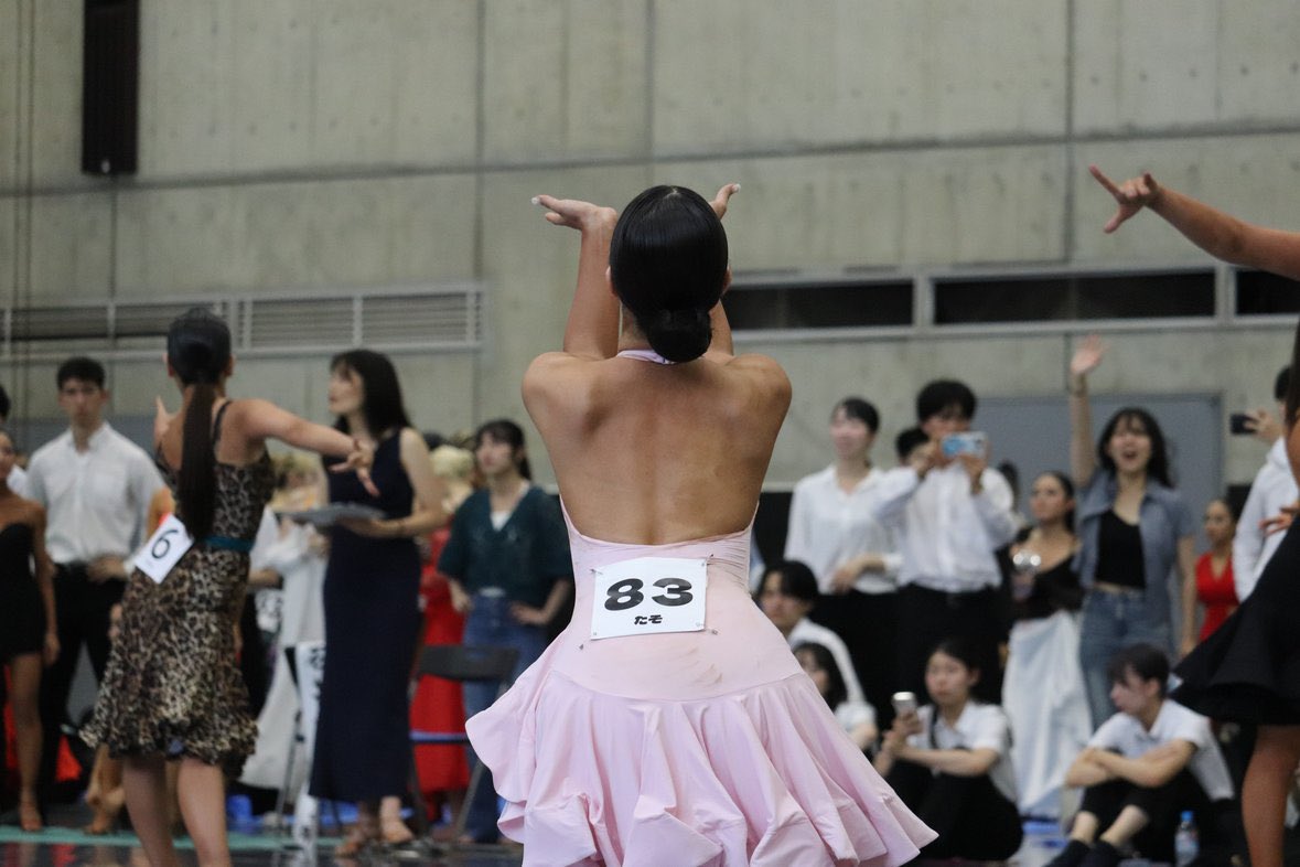 tasodobre's tweet photo. #シャドーリーダー募集

名前 北村和佳
年齢 大学3年生（20歳）
身長 160cm+8cmヒール
練習場所 池袋、十条

この度アマでシャドー活動を始めることにしました
学連ではラテン専攻でしたがスタンダードも興味あります🤭
是非一度踊り合わせよろしくお願いします🙇🏾‍♀️ https://t.co/sHKaVq1kov