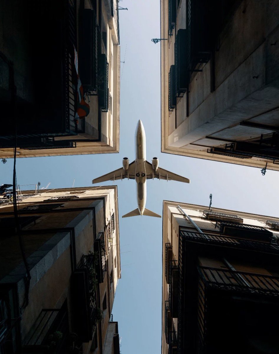 the_gpc_'s tweet photo. Good photographers always look up 📸
By: ben wolf https://t.co/6AkvBlaznA