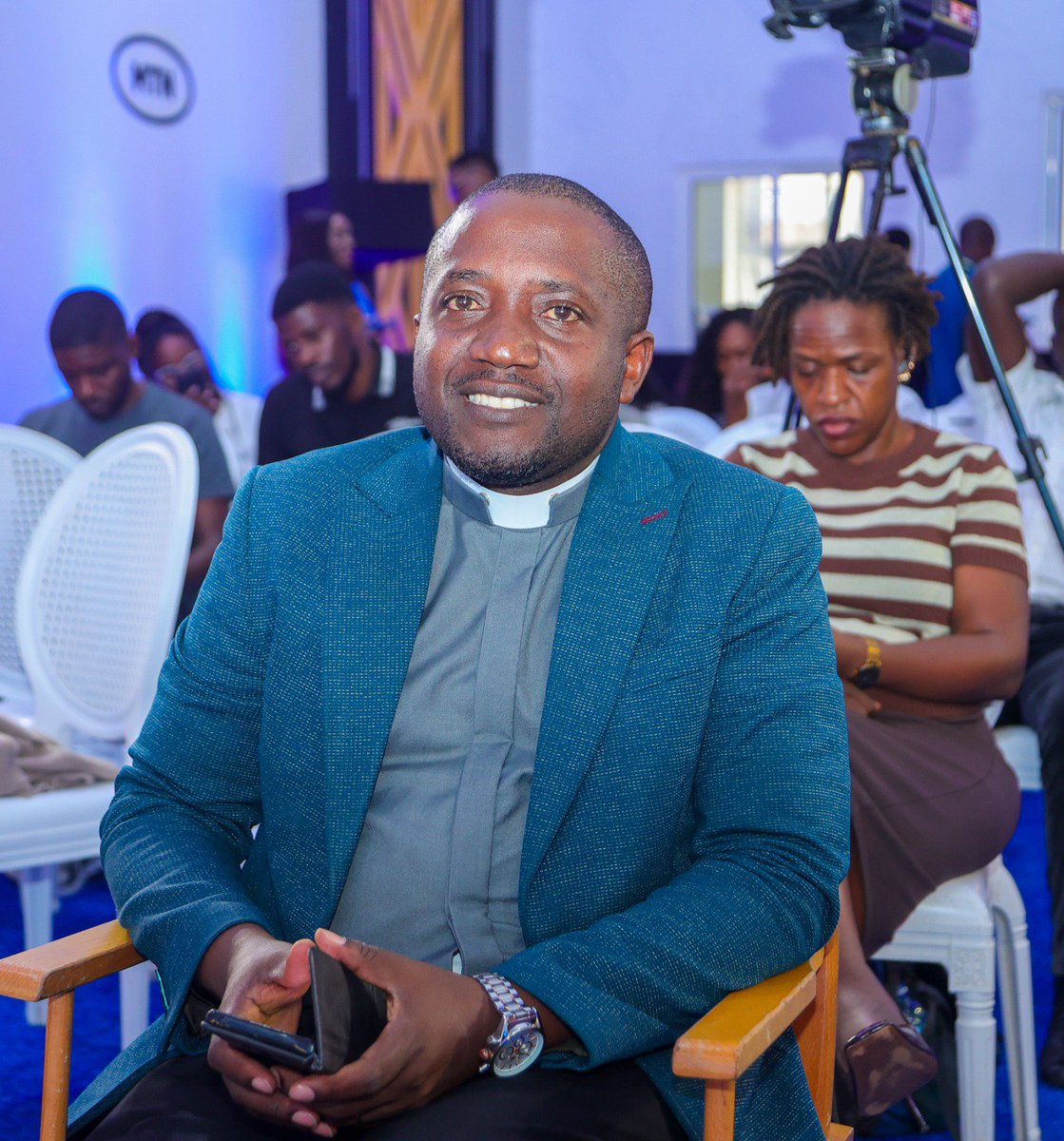 QueenCarlo11's tweet photo. No more hustle of carrying envelopes. Today @mtnug has  officially launched Faith Giving By MoMo, it's secure, convenient and transparent for worshippers while helping faith-based institutions manage contributions with ease and accountability. 
#FaithGivingByMoMo | #MoreWithMoMo https://t.co/njUgeSRXLW