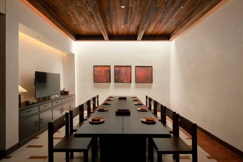 DAMAN_Magazine's tweet photo. From regional classics to innovative dishes, TAMU Jakarta offers a taste of the archipelago’s best

Read more
https://t.co/vgLQviGYSC https://t.co/zErrJxG66x