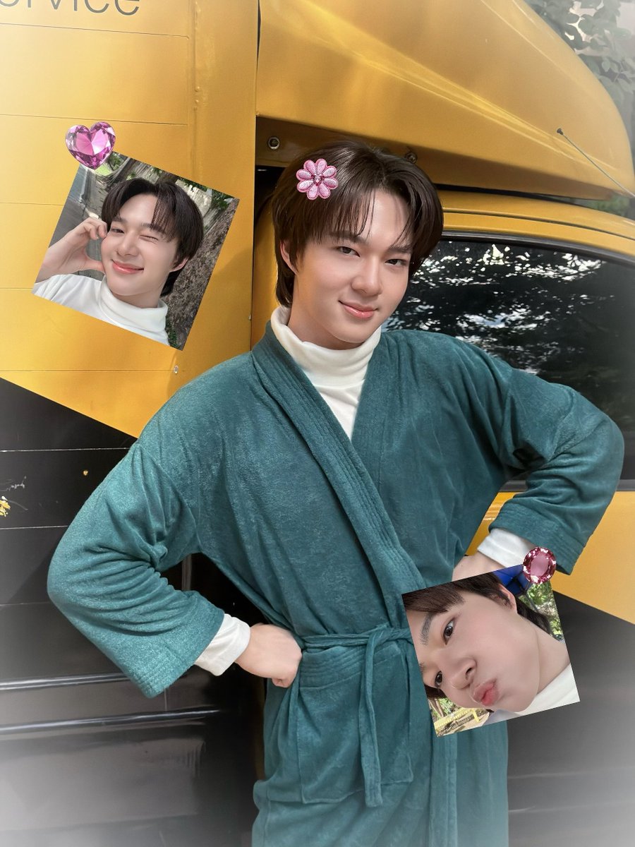 HUGELHEESeries's tweet photo. มนต์รักฮักอีหลี HUG E-LHEE : Somtum Rhapsody 🌶️🎙️

คิดถึงใช่ไหม ~ ถึงได้โทรมาเบอร์น้อยยย โปรดช่วยตอบที กดเบอร์น้อยด้วยเหตุผลใด 😚

Q3 จ๋าาา ~ บักน้อย มาแล้วจ้าาา 🥰 
บ่ฮู้ว่าเพราะมีคนนอนเศร้าอยู่บ่น้อ บักน้อยเลยฟ้าวมาหาทันทีเลยจ้าาา 🤭

แต่ ๆๆๆ วันนี้บักน้อยคื๊อแต่งโตวไฮโซแท้เนาะ เหมือนไผน้าา เอาะ ! อันดารา น. นั้นติ๊🤨 

HUG E LHEE Q3
#มนต์รักฮักอีหลีQ3