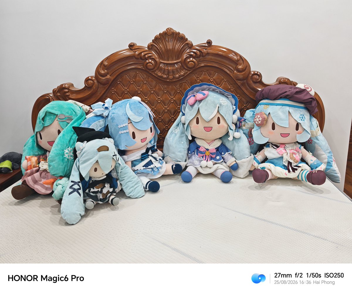 CaDiconcac123's tweet photo. Người Việt Nam đầu tiên sở hữu Miku Snow 2026? (Nếu bạn thấy 1 bào y sì vậy thì đó là acc phụ tôi nhưng flop nên up ở acc này) https://t.co/0ZI1Ozp9Xx
