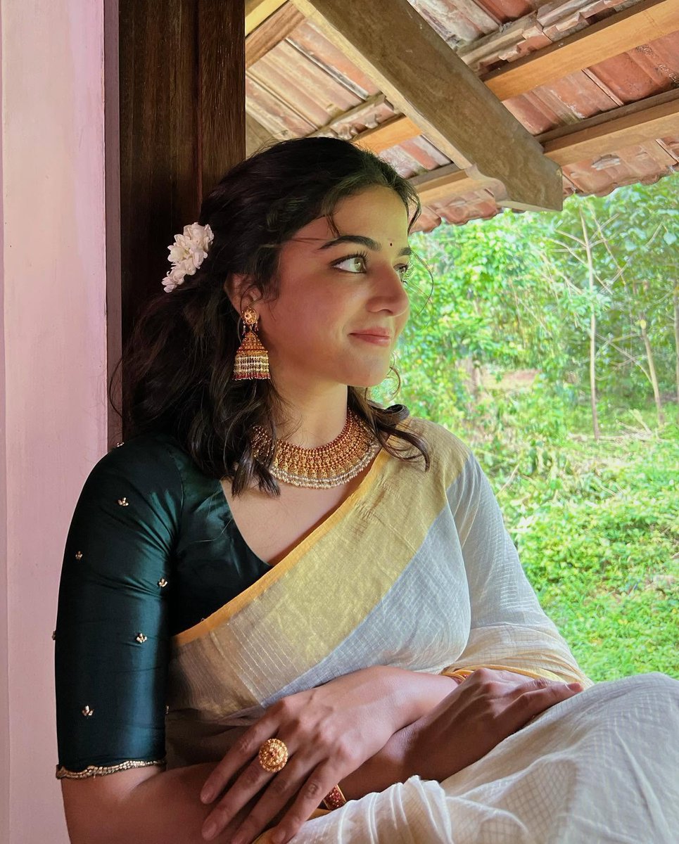 iWamiqaGabbi's tweet photo. 🌼 ഓണാശംസകൾ! സന്തോഷവും സമൃദ്ധിയും നിറഞ്ഞ പൊന്നോണം ആശംസിക്കുന്നു.

🌼 Happy Onam! Wishing you a joyful, prosperous and blessed Onam. https://t.co/Znsb8BgdNo