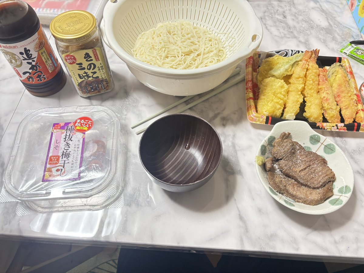 tamaidayo_'s tweet photo. そーめん https://t.co/glHfNtkyLL