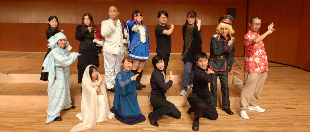 chor_TCG's tweet photo. 改めまして、副次的文化系合唱祭お疲れ様でした！
ステージ上から出る迫力のあるサウンドや、前回を踏襲した団紹介、3年ぶりに神が召喚されるなど、決闘者の魂が伝わるステージになったんじゃないでしょうか🔥
先日告知した通り我々は来年も活動予定⭐︎
みなさまの応募をお待ちしております！ https://t.co/7wMVbZDGVG