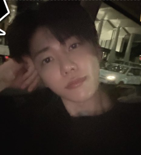 itznajaem's tweet photo. the category is jaemin’s perfect barefaced selfies https://t.co/uRuTfOjSIK