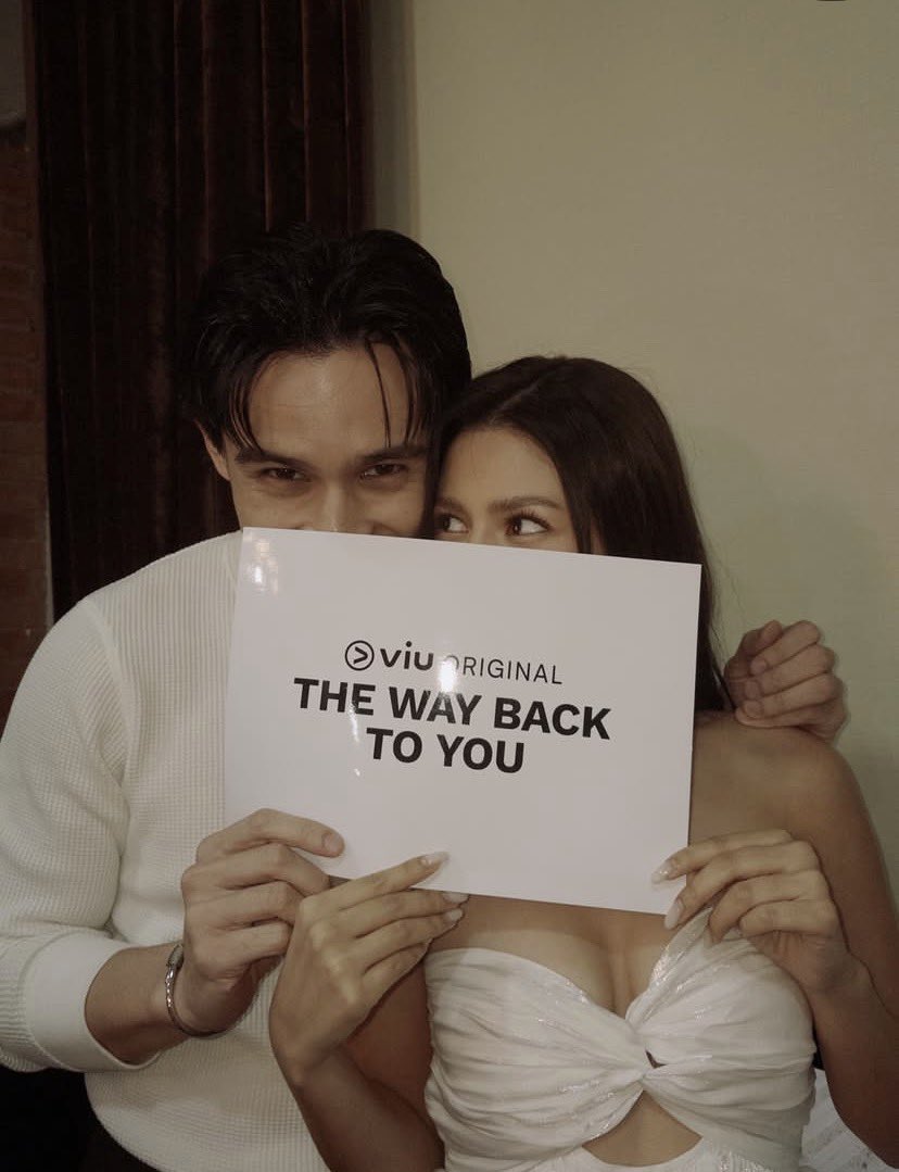 psychemiyy's tweet photo. Azralph x Ashco for “The way back to you” Congrats mga mahal <3 https://t.co/J9ZRkqou9k