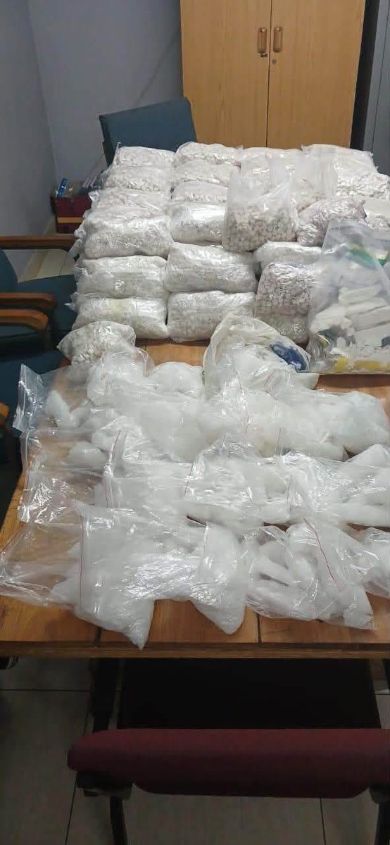 Abramjee's tweet photo. Police in Riviersonderend WC seized drugs worth an estimated R11-million during a vehicle stop-and-search operation on the N2 on Tuesday night.
Officers stopped a black Nissan Tiida at about 22:35 and found 87 packets of Mandrax tablets, 16 packets of uncut crystal meth and two blocks of cocaine in the boot.
A 37-year-old foreign national man was arrested for possession of drugs and is expected to appear in the Caledon Magistrate’s Court.
