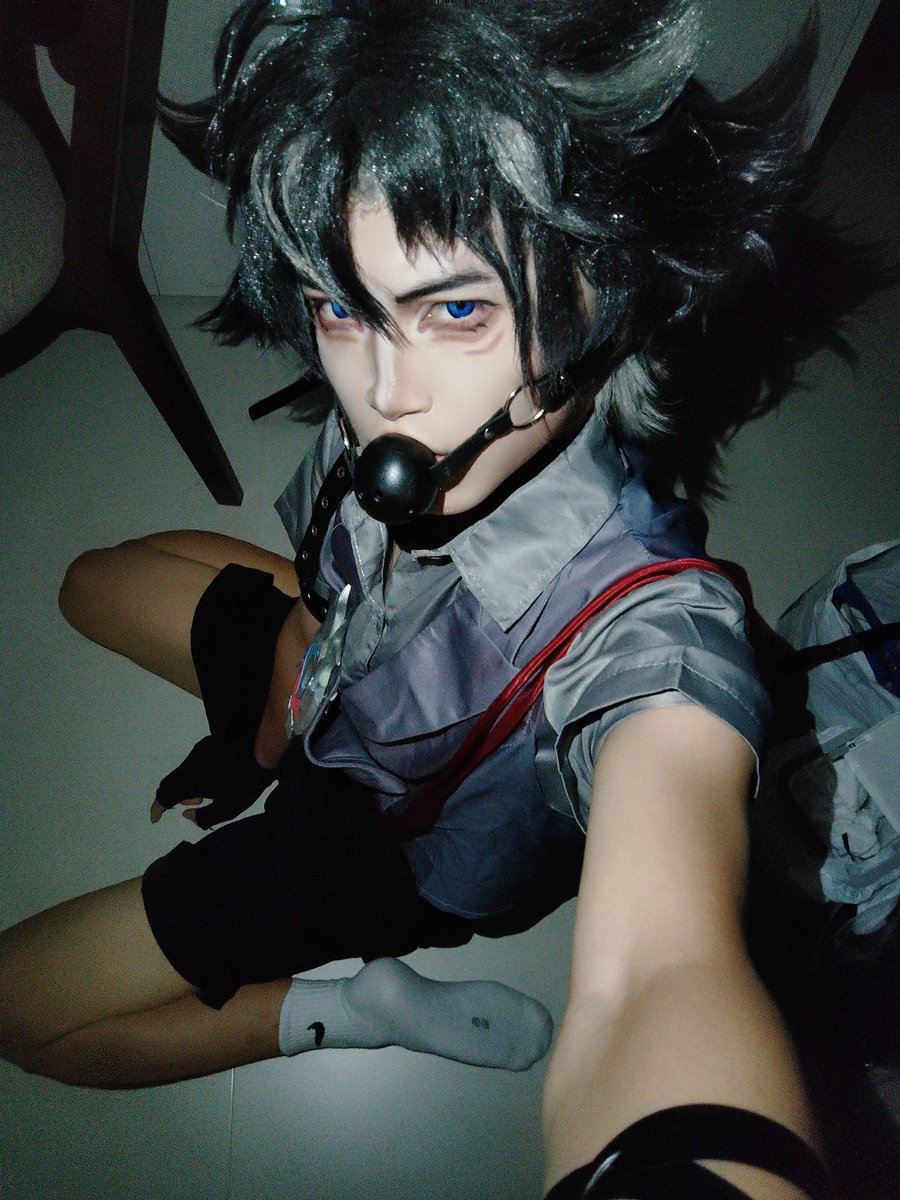 Tempestssimo's tweet photo. 全网高达0个商家售卖这套cos服 低技术力自搭了😡 https://t.co/piEvHmad3R