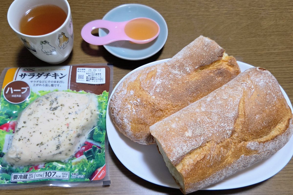hk_blaco2's tweet photo. 今日は“洋”のトレ前飯 https://t.co/KCXl8JfiRD