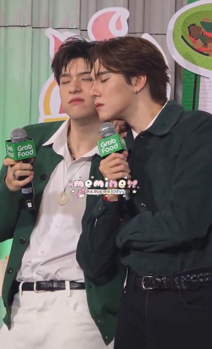 sleeproom_'s tweet photo. มุมกล้องแบบ จะเดรสสสสส

GRABFOOD TRIP X GFSNPP  

#GrabFoodถูกกว่าชัวร์TRIP 
#SkyNani #สกายนานิ https://t.co/U0gatSypCy