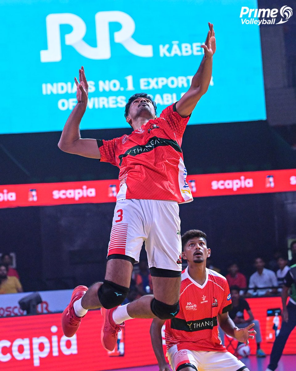 PrimeVolley's tweet photo. New faces. New energy. Time to rise. ⏫

Meet the Calicut Heroes Season 5 squad. 🏐

#RoadToSeason5 #PVLS5 https://t.co/PYV7tpq6QB