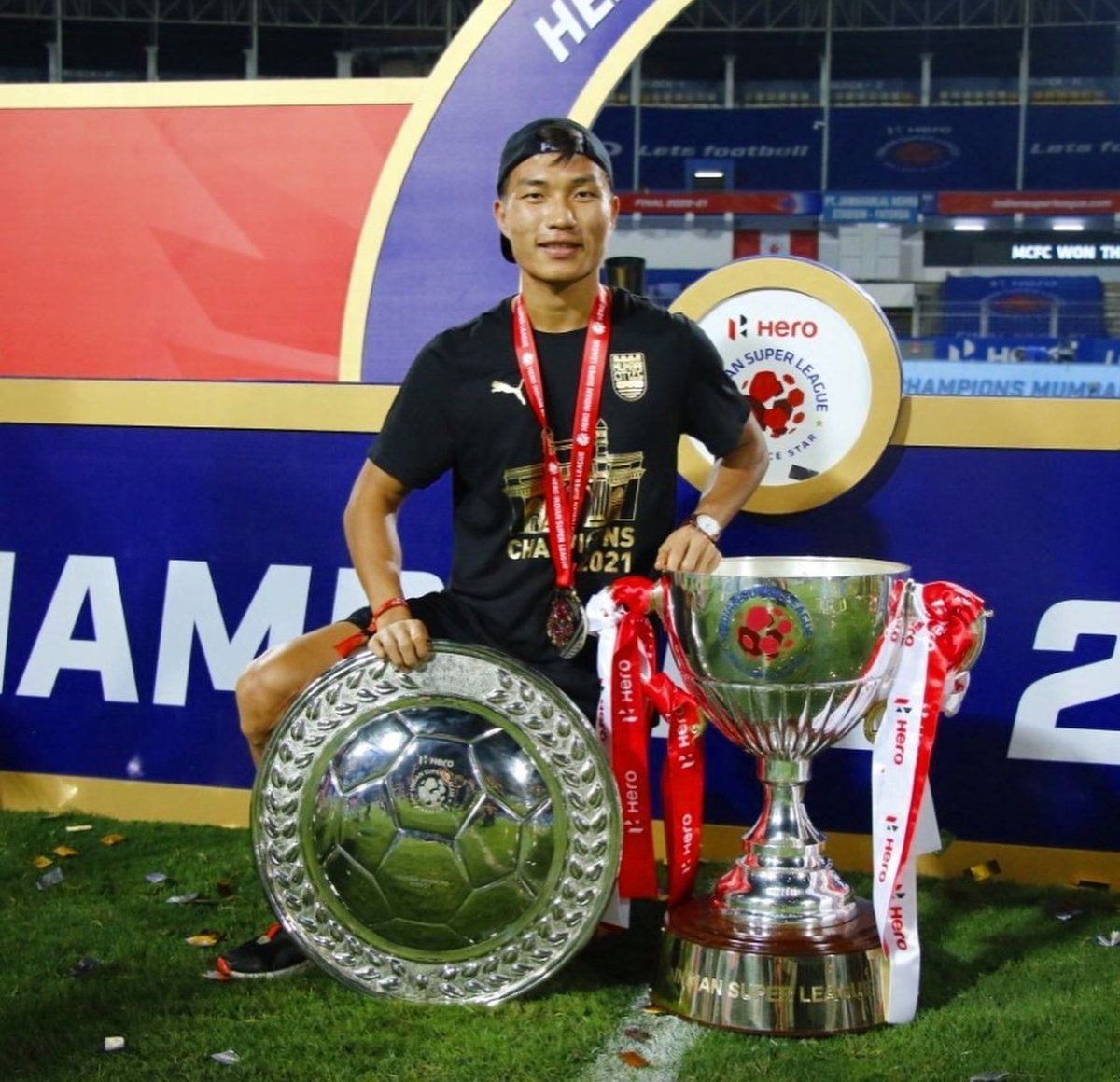 Islanders_Extra's tweet photo. Look how we've grown🥹🩵

Entering his 8th year associated with the club, Valpuia officially kicks off the 2026–27 preseason as Mumbai City FC's longest-serving current player, crossing club legend Bipin Singh! 🩵

From signing his first contract back in 2019 to commanding the backline today, nobody embodies the longevity of the blue jersey quite like him. 

Let's make this season on the pitch one to remember, Valpuia!💪 

#AamchiCity #TheIslanders #MumbaiCityFC