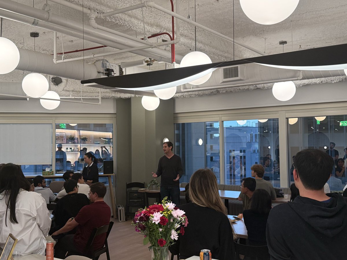 Anushriya_UX's tweet photo. Congrats to the team @MonacoGTM on GA and moving to this wonderful new office! https://t.co/ctjdeMYqHn