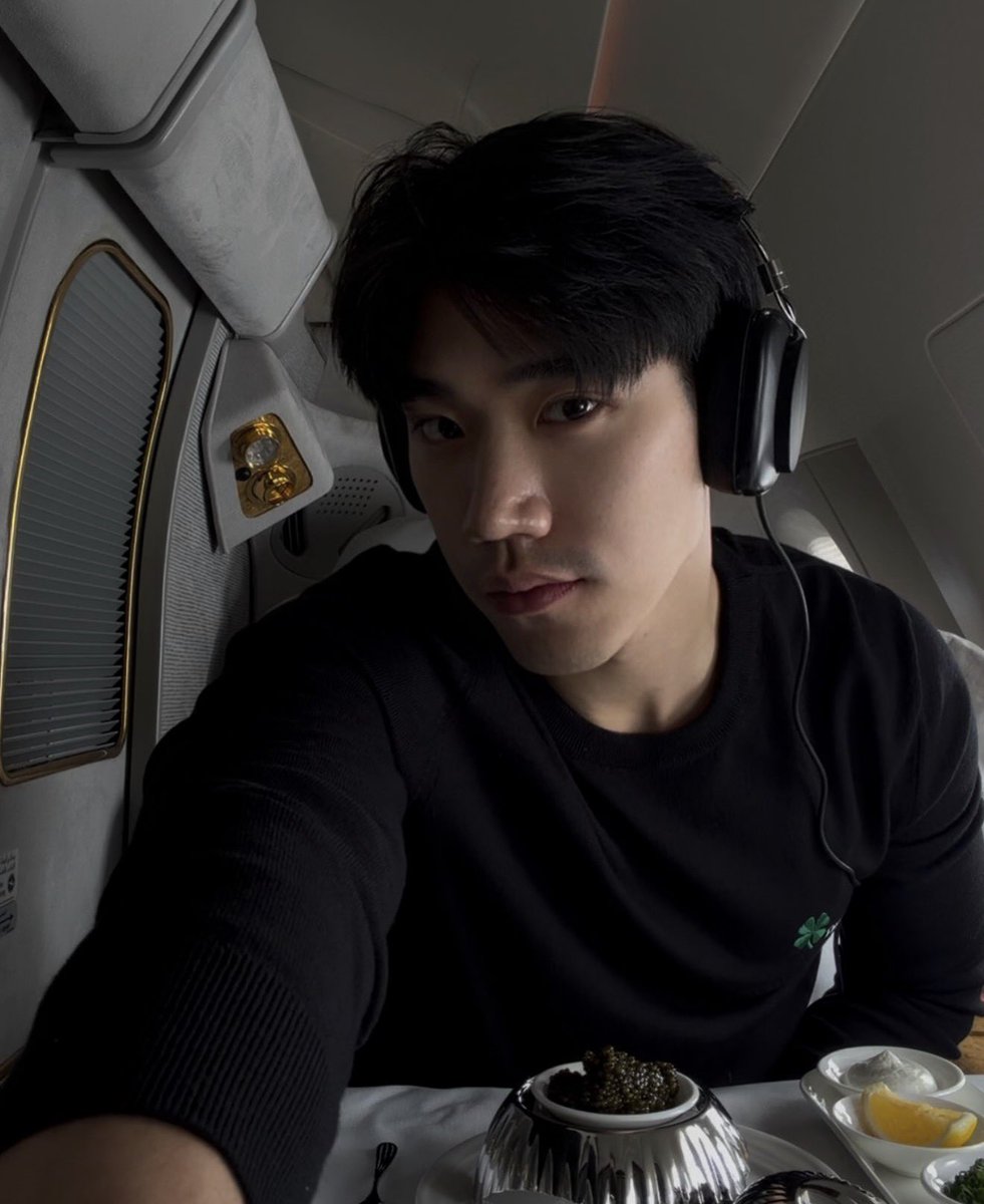 Bearjxj1un's tweet photo. วาสนาผู้หญิงคนนั้นจะเป็นใครกันนะ https://t.co/9q8vPTWenF