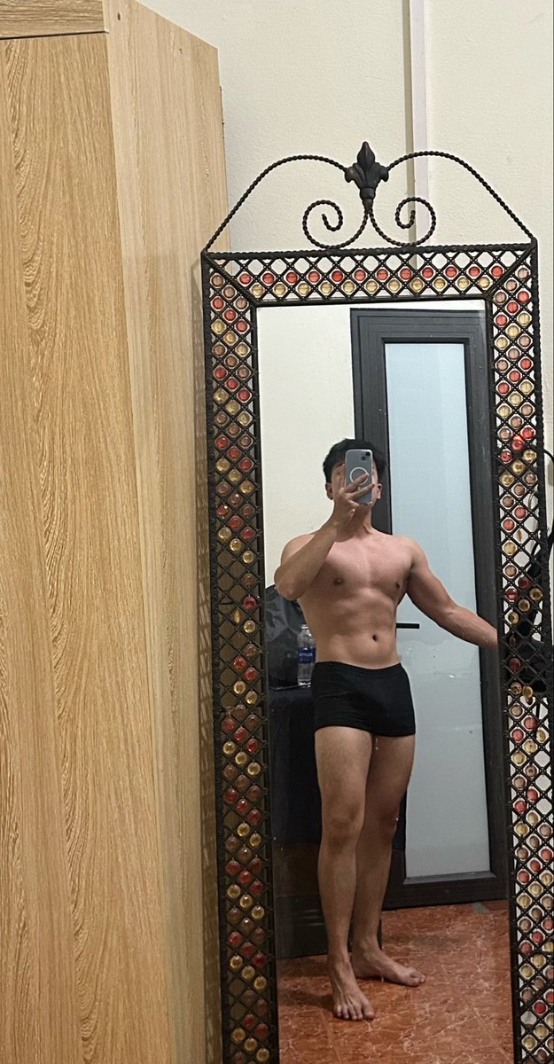 Lmtrxxg's tweet photo. Nay không up anh cu nữa, up anh moi được không❓ https://t.co/5fDa0976qZ