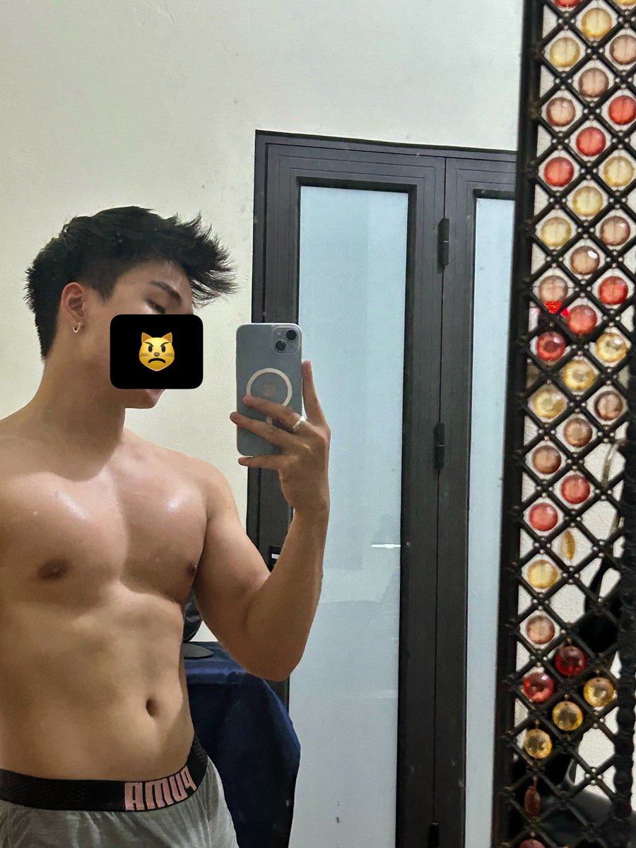 Lmtrxxg's tweet photo. Nay không up anh cu nữa, up anh moi được không❓ https://t.co/5fDa0976qZ