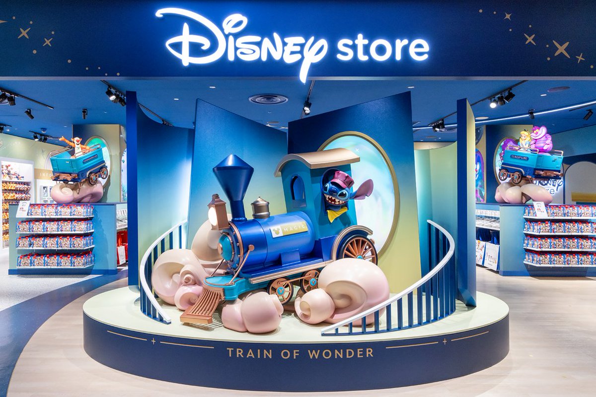 Disneystorejp's tweet photo. ／
#ディズニーストア 心斎橋パルコ店が
本日(8/26)グランドオープン🎶
＼
⠀
オープン記念アイテムの販売や
プレゼントキャンペーンなどを実施🎁
⠀
みなさんのご来店をお待ちしております✨
※8月26日～30日のご入店にはアプリからの来店予約が必要です。
⠀
詳細はこちら▶️https://t.co/gTe0cI6WwA https://t.co/LpXgKg6IY6