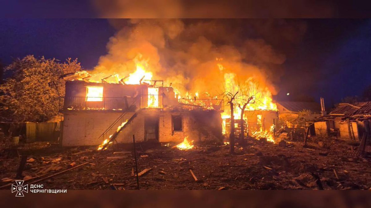 angelshalagina's tweet photo. 💔A 4-year-old girl was killed by russia this morning.

A woman was killed too. A 14-year-old girl was taken to hospital.

russia struck a private home in Chernihiv with a drone. https://t.co/lm9HH9Pi26