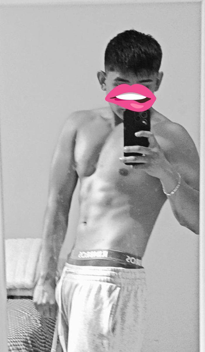 emiliano_cain1's tweet photo. Sqn plan para el fin de semana, mujeres o parejas https://t.co/oa8kmIBAaA