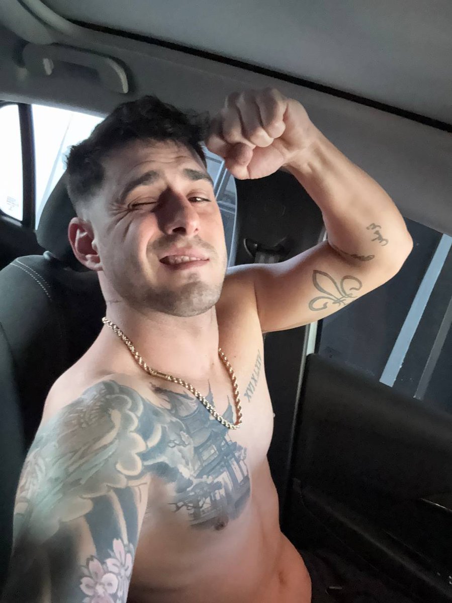urmstroliver's tweet photo. Just got boring this days and looking for someone who can drive me crazy

Add me in my OF and lets talk about us
https://t.co/W8sst5H62F https://t.co/5XDRJ4QdaL